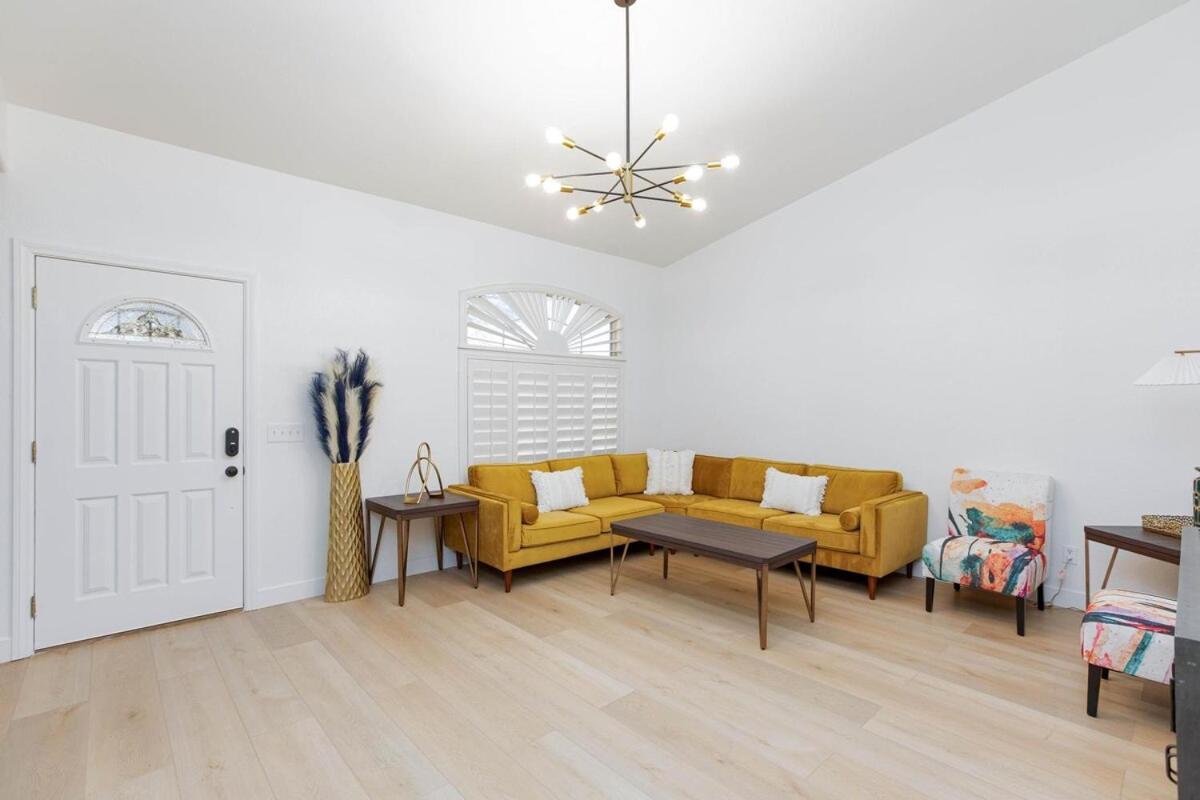 The Luxe Near The Vegas Strip Holiday home