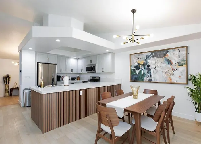 The Luxe Near The Vegas Strip