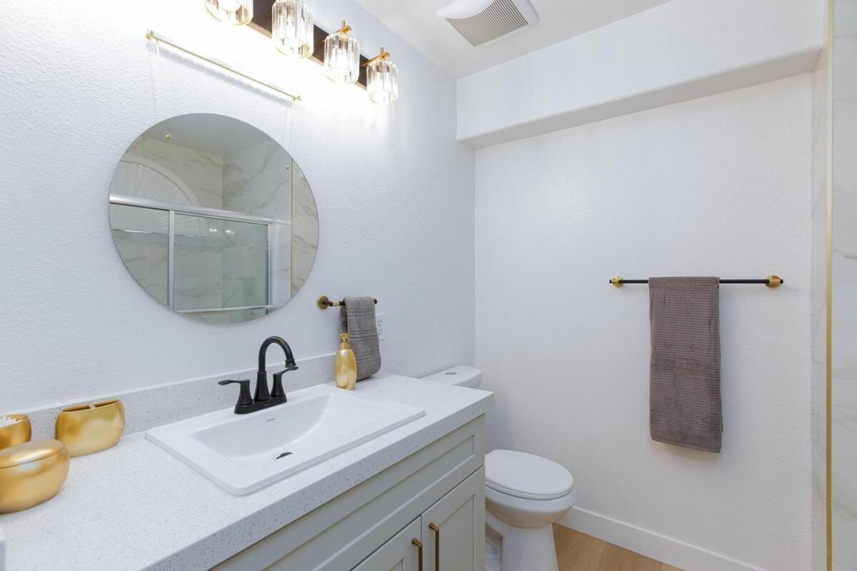 The Luxe Near The Vegas Strip *